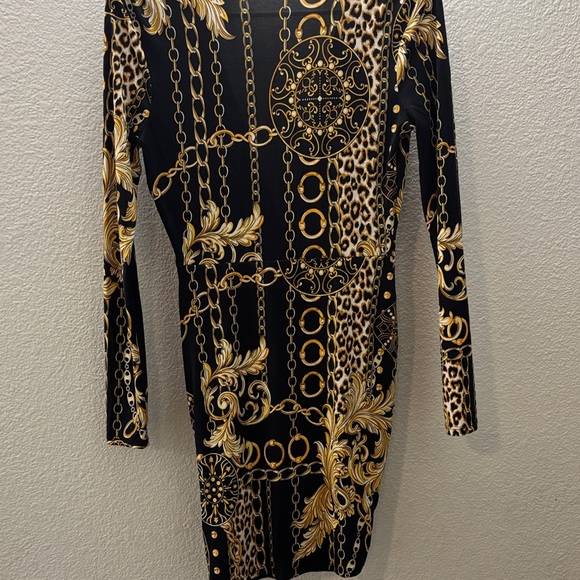 Fashion Nova Black and Gold Chain Print Dress - Picture 4 of 4